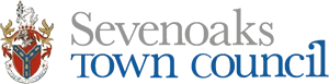 Logo with the words Sevenoaks town council